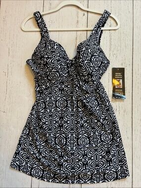 Shore Shapes Black/White Print Skirted Swimsuit w/Underwire Support, sz 16, NWT